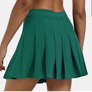 HALARA Green Pleated Mini Skirt